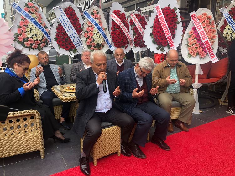 Trabzon’da Dörtgen Ofis Mobilyaları yeni şubesini açtı