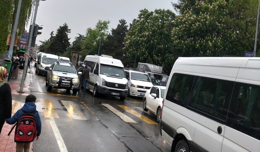 Trabzon'da miting hareketliliği! İşte kapalı olan yollar