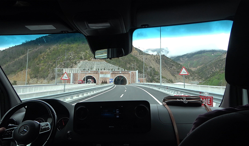 Zigana Tüneli Trabzon ile Gümüşhane arasındaki dolmuş seferlerini artırdı