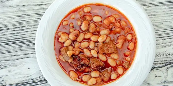 Etli kuru fasulye nasıl yapılır? İşte en lezzetli tarif!