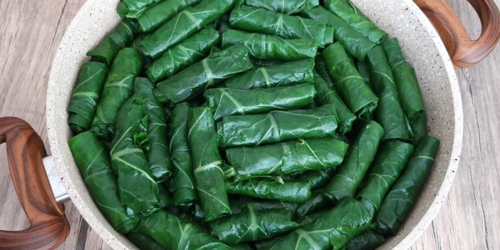 Trabzon Karalahana Sarması: Lezzetin Karadeniz Rüzgarı