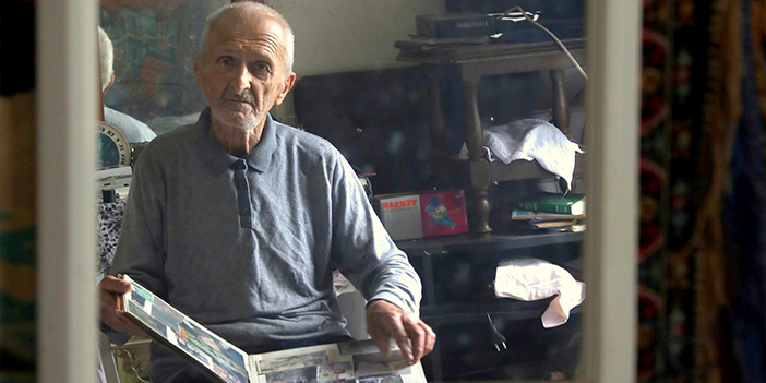 Pandemi bitti ama Trabzon'da gönüllü karantinasını bitirmedi