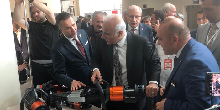 Trabzon’da itfaiye istişare toplantısı! İtfaiye ekipmanları tanıtıldı