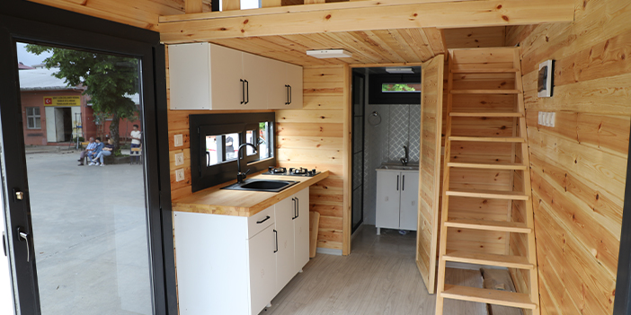 Rize'de öğrenciler taşınabilir ev üretiyor