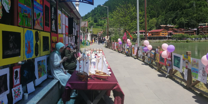 Uzungöl'de Çini ve Resim Yıl Sonu Sergisi açıldı