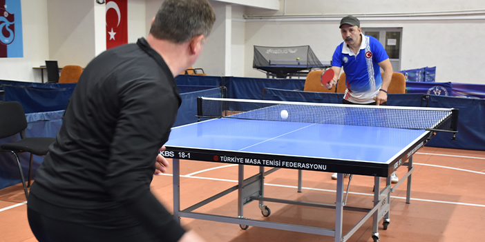 "Yürüyemezsin" dedikleri Trabzonlu masa tenisinde final hedefi koydu