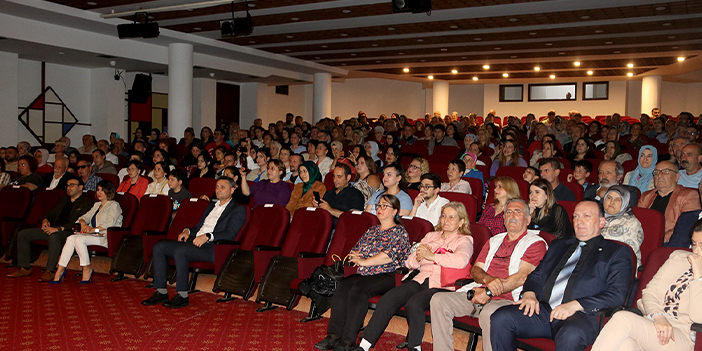 Akçaabat'ta Türk Sanat Müziği büyüledi