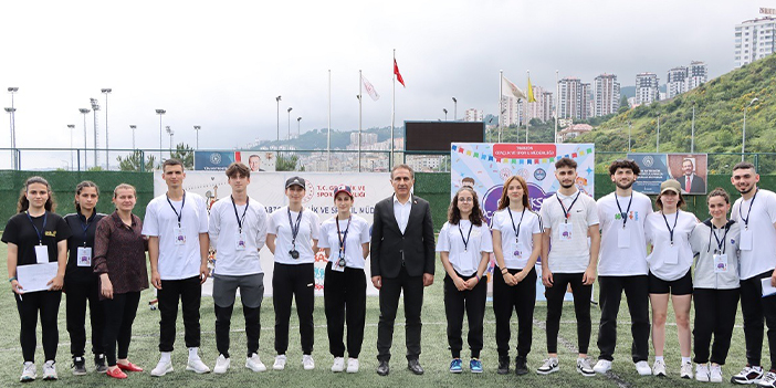 Trabzon'da Geleneksel Çocuk Oyunları Şenliği düzenlendi 