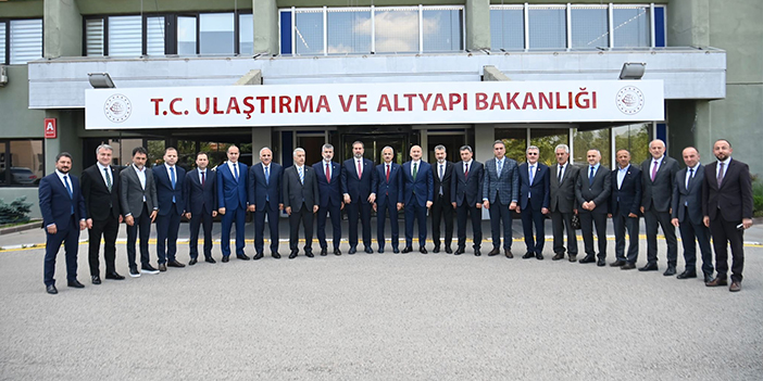 AK Parti Trabzon’dan Bakan Uraloğlu’na ziyaret