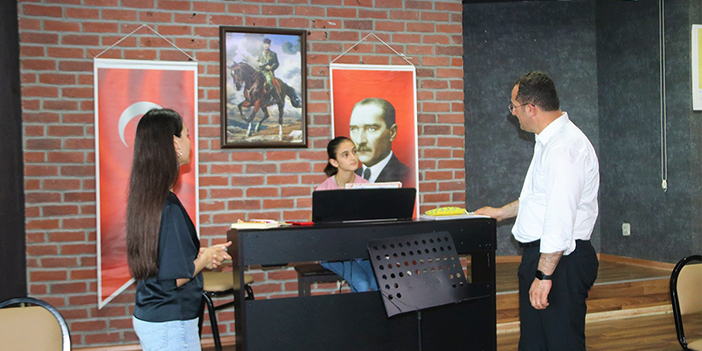Akçaabat'ta sanat akademisine yoğun ilgi