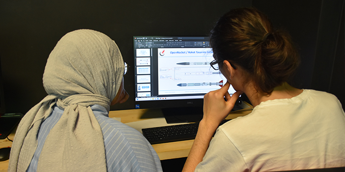 Trabzonlu öğrenciler TEKNOFEST'te ilk 3'ü hedefliyor