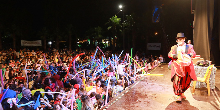 Akçaabat’ta 4. Açık hava tiyatro günleri başlıyor