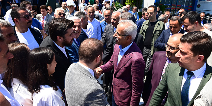 Trabzon'da Bakan Uraloğlu'na coşkulu karşılama