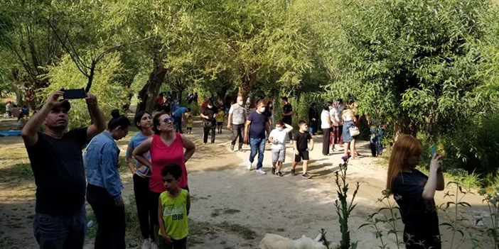 Girlevik Şelalesi bayramda da vatandaşların uğrak yeri oldu