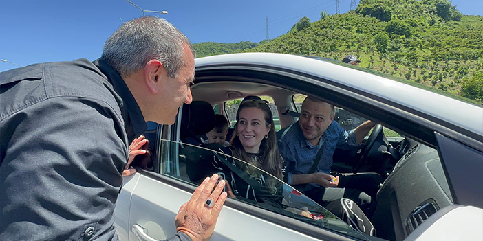 Karadeniz Sahil Yolu'nda bayram trafiği