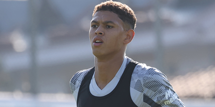 Trabzonspor kamp yapıyor o ise tatil