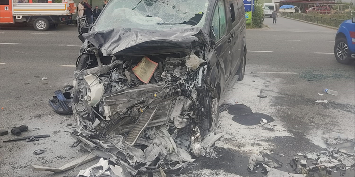 Trabzon’da yakıt tankeri ile ticari araç birbirine girdi! 2 yaralı