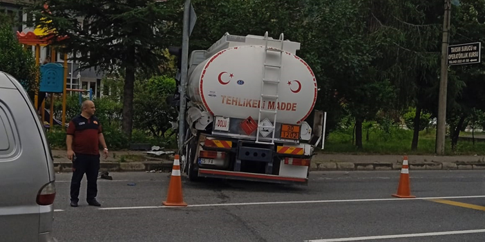 Trabzon’da yakıt tankeri ile ticari araç birbirine girdi! 2 yaralı