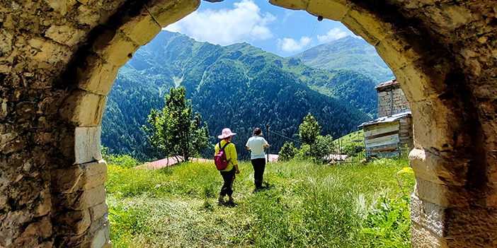Santa Harabeleri doğal güzellikleriyle göz kamaştırıyor