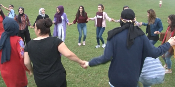 Rize'de 90 yaşındaki Efendioğlu'ndan “Horon tepmek değil oynamak” tespiti