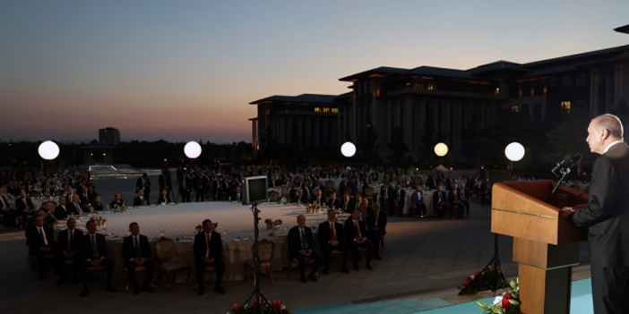 Cumhurbaşkanı Erdoğan'dan mesaj: "Türkiye olayları tribünden izleyemez"