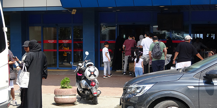 Trabzon'da Arap turistlerin dönüş yolculuğu başladı