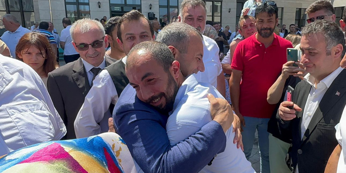 Vali Tuncay Sonel Ordu'dan gözyaşlarıyla uğurlandı!