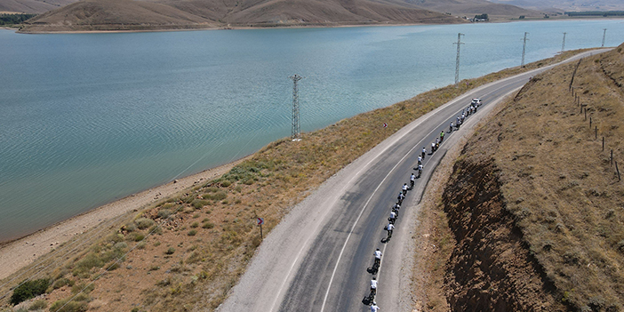 Trabzon'un tehlikeli yollarında pedal çevirdiler 