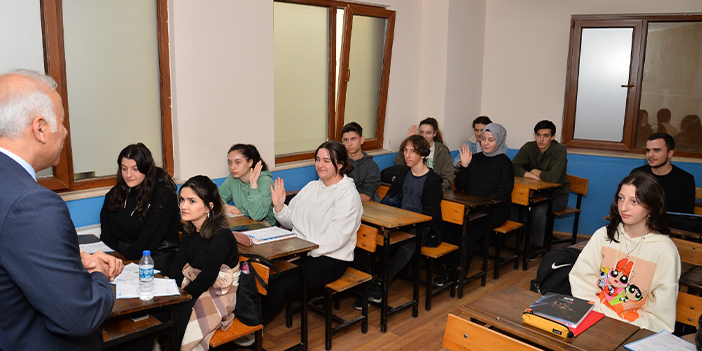 Trabzon'da öğrencilerden YKS'de gurur tablosu