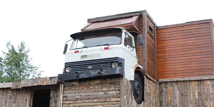 Trabzon'da yaylaya kamyonkondu! Görenlerin ilgi odağı 