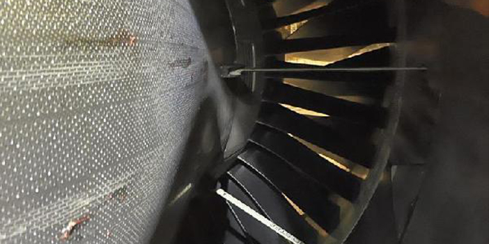 Trabzon'da arızalanan uçak ikinci kez acil iniş yaptı! Teknik ekip bekleniyor