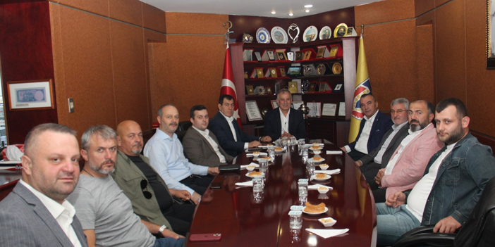 İYİ Parti Milletvekili Aydın’dan borsaya ziyaret