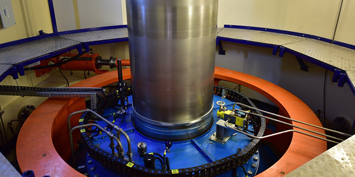 Yusufeli Barajı'nda türbinler elektrik test üretimi için dönmeye başladı