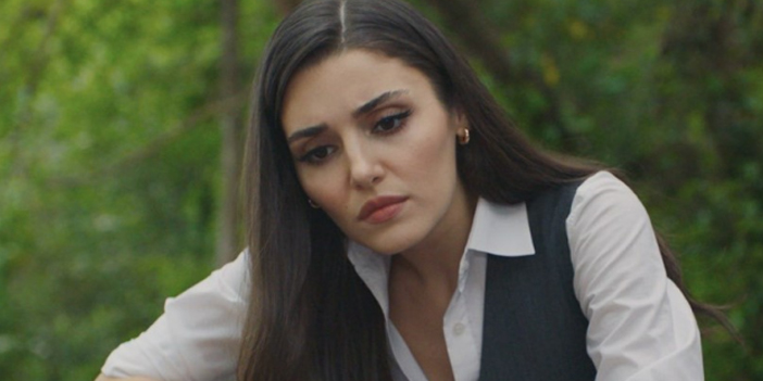 Hande Erçel ağlama sahnesindeki performansıyla alkış topladı! "Bu kez olmuş"