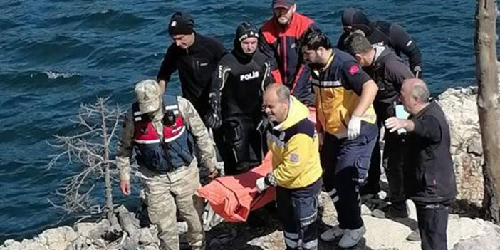 Gümüşhane'de acı olay! Baraja düşen kamyonet sürücüsü hayatını kaybetti