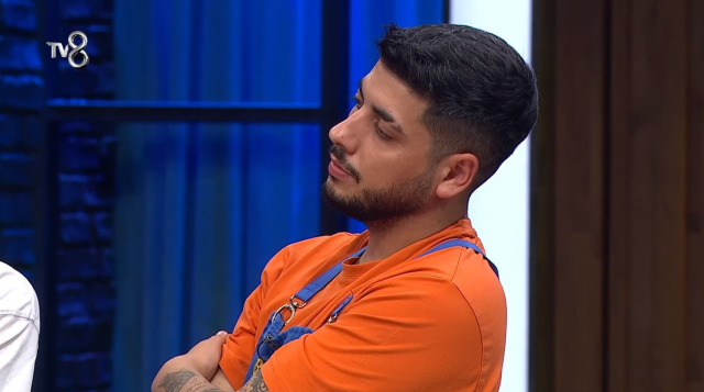 masterchef-all-starda-kavga-barbaros-ve-baris-birbirine-girdi-002.jpg