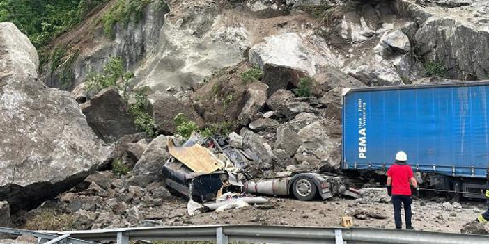 Karadeniz'de mikro depremlerle heyelan tehlikesi! Artış yaşanacak