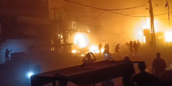 İsrail, Gazze'deki Nuseyrat Mülteci Kampı'nı bombaladı!