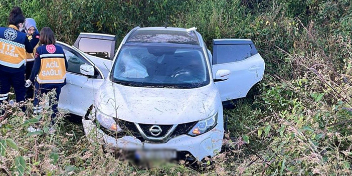 Samsun'da araç boş araziye savruldu! 3 yaralı 