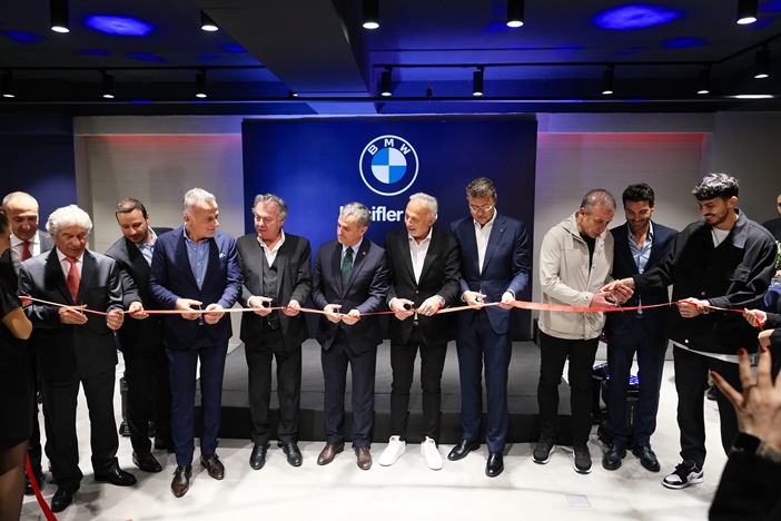 bmw-store-kosifler-oto-trabzonda-acildi-005.jpg