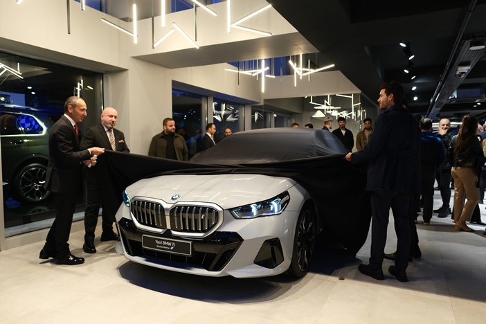 bmw-store-kosifler-oto-trabzonda-acildi-009.jpg