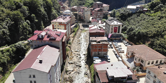 Doğu Karadeniz'den korkutan rakam! İşte en fazla riskli yapının bulunduğu il 