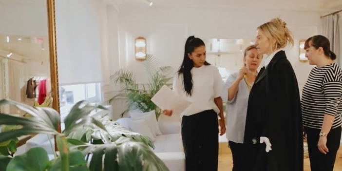 Hadise'den Cumhuriyetin 100. yılına özel hazırlık! Atatürk'ün sevdiği kıyafetlerini giyecek