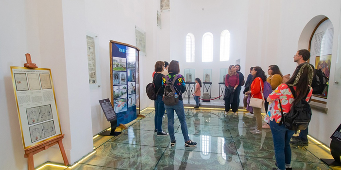 Akçaabat'ın göz bebeği Ortamahalle turist akınına uğruyor 