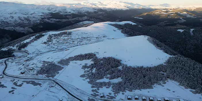 Giresun yaylalarından kartpostallık kar manzaraları