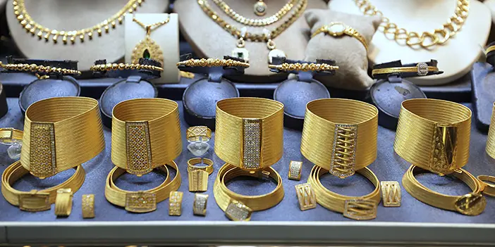 Trabzon hasırında ikinci el ürün satışı yapan firmalar mahkemelik oldu