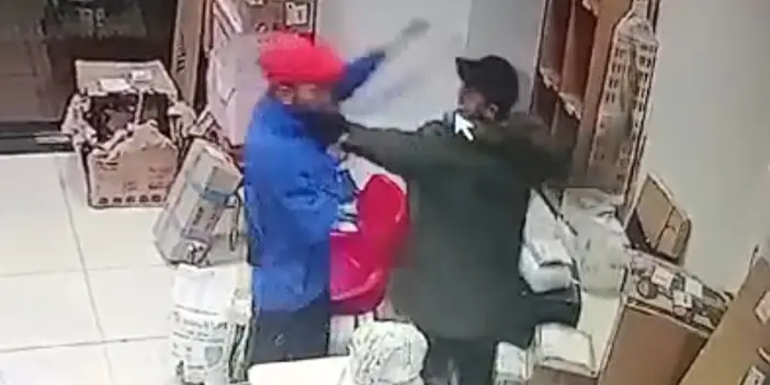 Trabzon'da kargo şubesinde dehşet anları! 