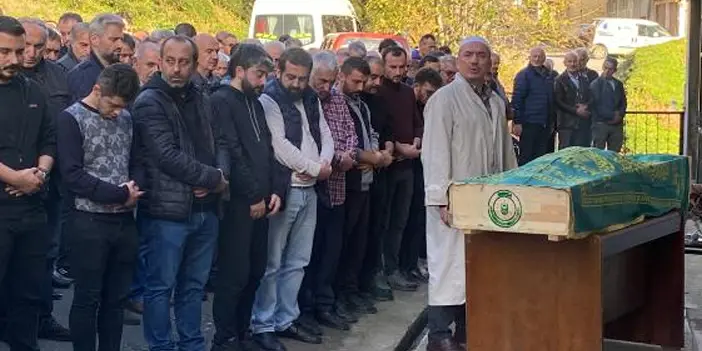 Çöken balkondan düşmüştü! Rize'de toprağa verildi