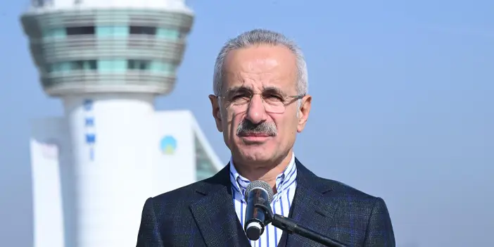 Uçuş trafiği artıyor! Bakan Uraloğlu açıkladı: Yolcu sayısı 199 milyonu geçti 