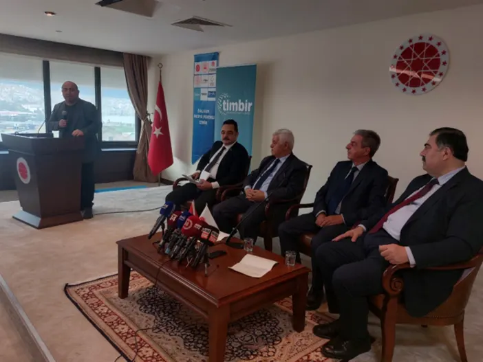 turk-balkan-medya-birligi-izmirde-toplandi-6.webp
